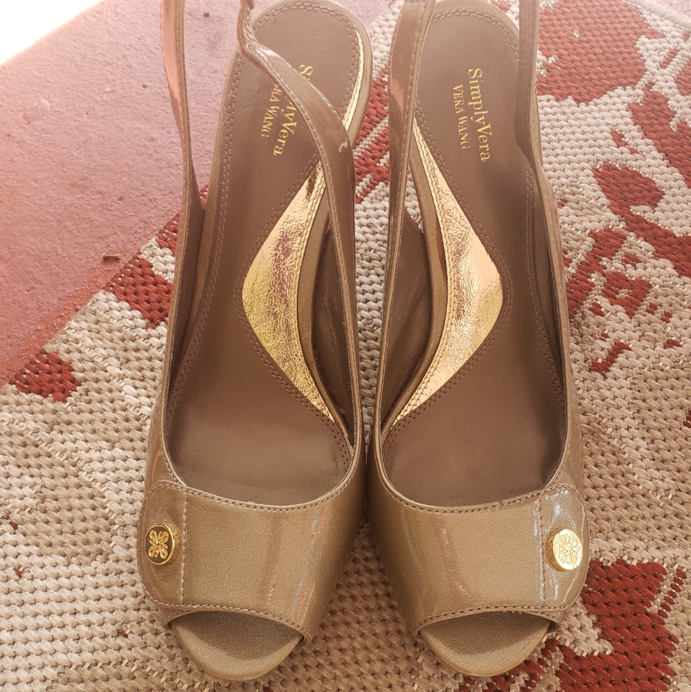 Pattern leather heels